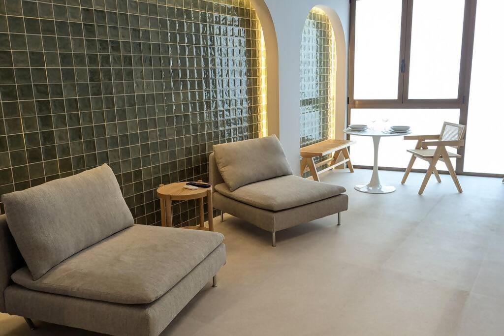 Renovado Estudio Privado En La Playa * Valenza